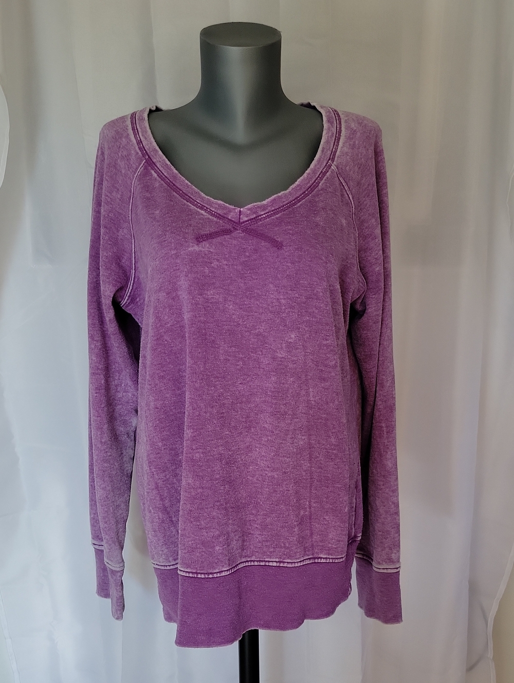 Calvin Klein Sweatshirt XL Purple
